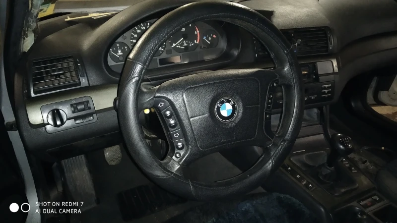 BMW 320, снимка 11 - Автомобили и джипове - 44895628