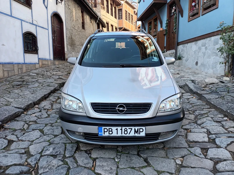 Opel Zafira 1.8 газ бензин , снимка 3 - Автомобили и джипове - 48505494