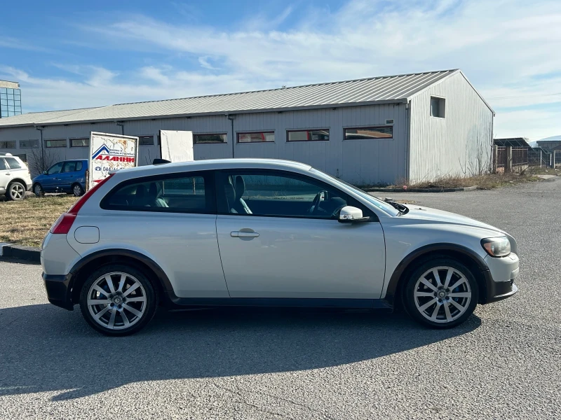 Volvo C30 2.0HDI-136 Ps, снимка 7 - Автомобили и джипове - 48526646