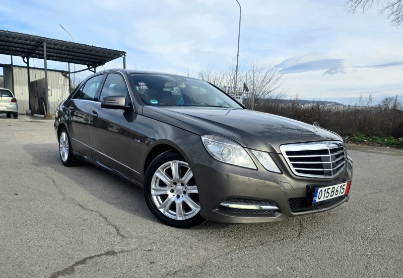 Mercedes-Benz E 350 УНИКАЛЕН/4MATIC/265hp, снимка 3 - Автомобили и джипове - 49206899