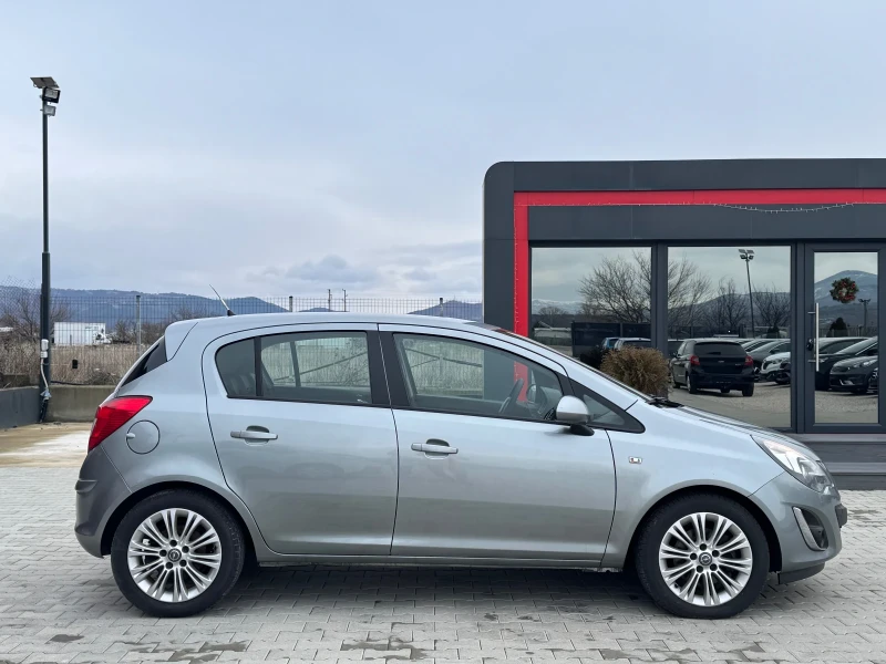 Opel Corsa 1.7CDTI EURO-5 FULL, снимка 6 - Автомобили и джипове - 51386892