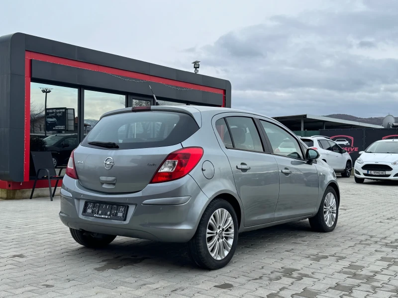 Opel Corsa 1.7CDTI EURO-5 FULL, снимка 5 - Автомобили и джипове - 51386892