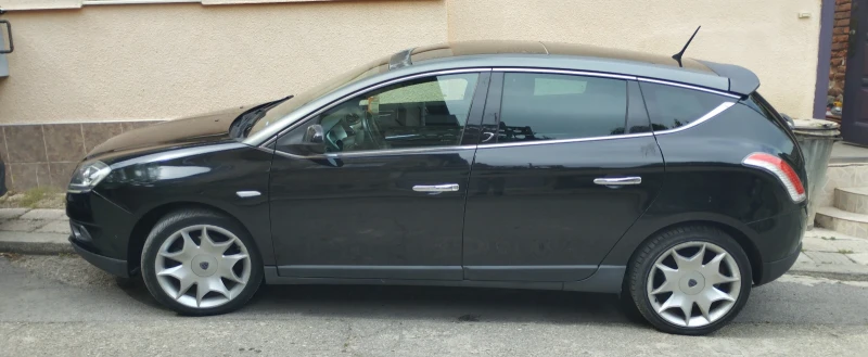 Lancia Delta, снимка 2 - Автомобили и джипове - 52384420