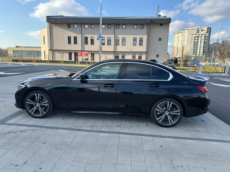 BMW 330 i, снимка 4 - Автомобили и джипове - 52587071