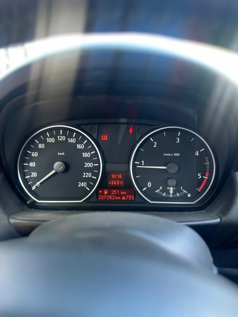 BMW 120 2.0 d 163 к.с., снимка 10 - Автомобили и джипове - 52788461