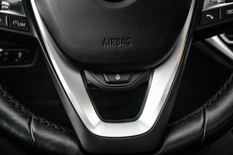 BMW 330 3 Series* 330i* xDrive AWD* АвтоКредит* (ЦЕНА ДО Б, снимка 10 - Автомобили и джипове - 53562935