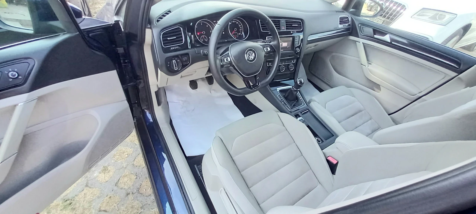 VW Golf HIGH LINE ИЗКЛЮЧИТЕЛЕН СЕРВИЗ КНИЖК УНИКAТ ОБСЛУЖН - изображение 7