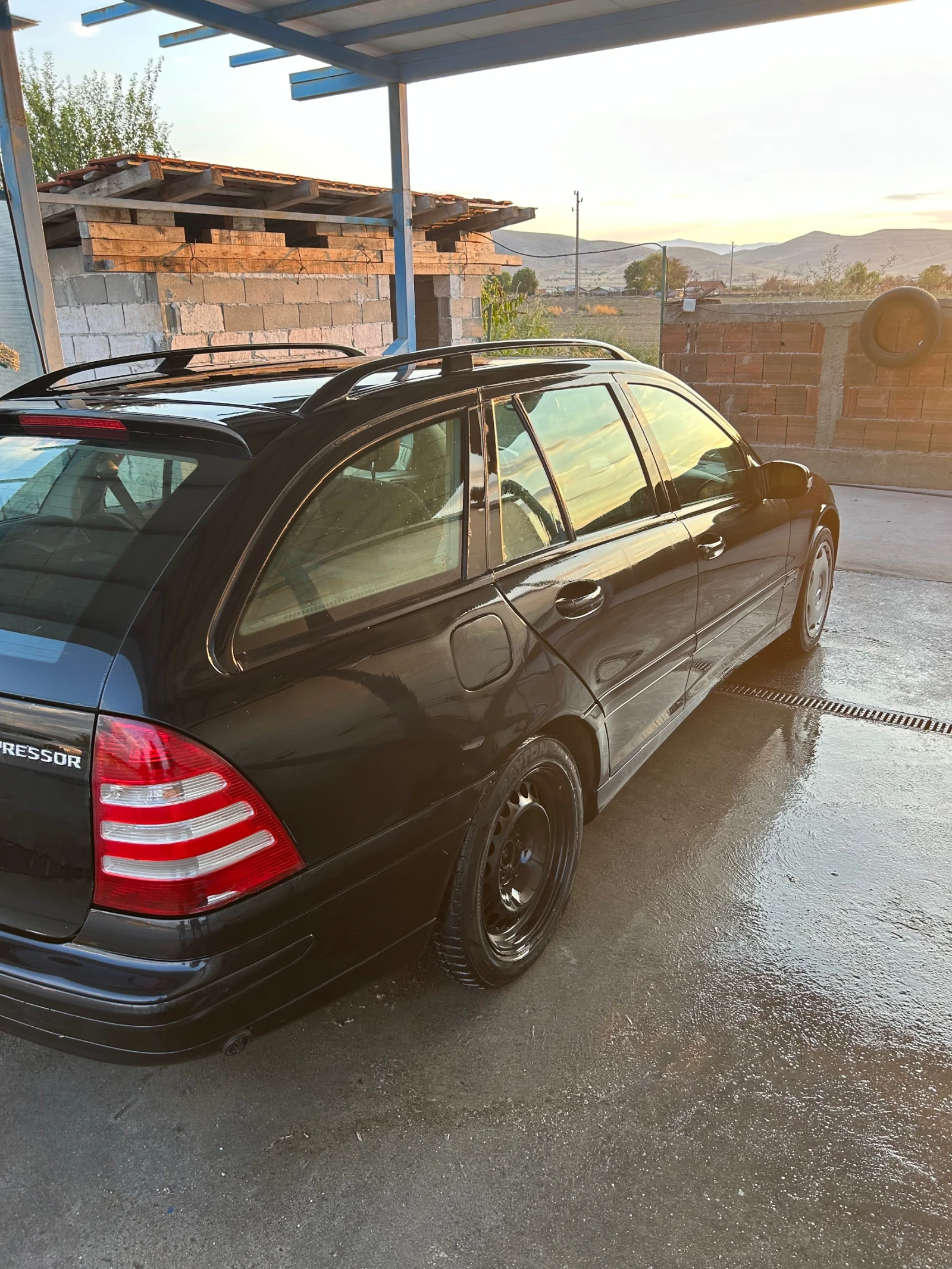 Mercedes-Benz C 180  - изображение 4
