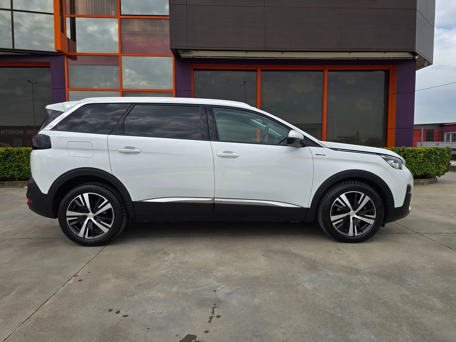 Peugeot 5008 1.6i GT-LINE 181KC.EAT8 6+ 1 - изображение 4