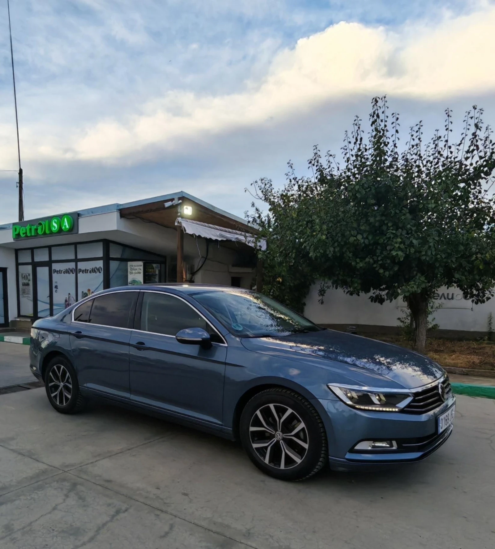VW Passat VIII 2.0tdi - изображение 2