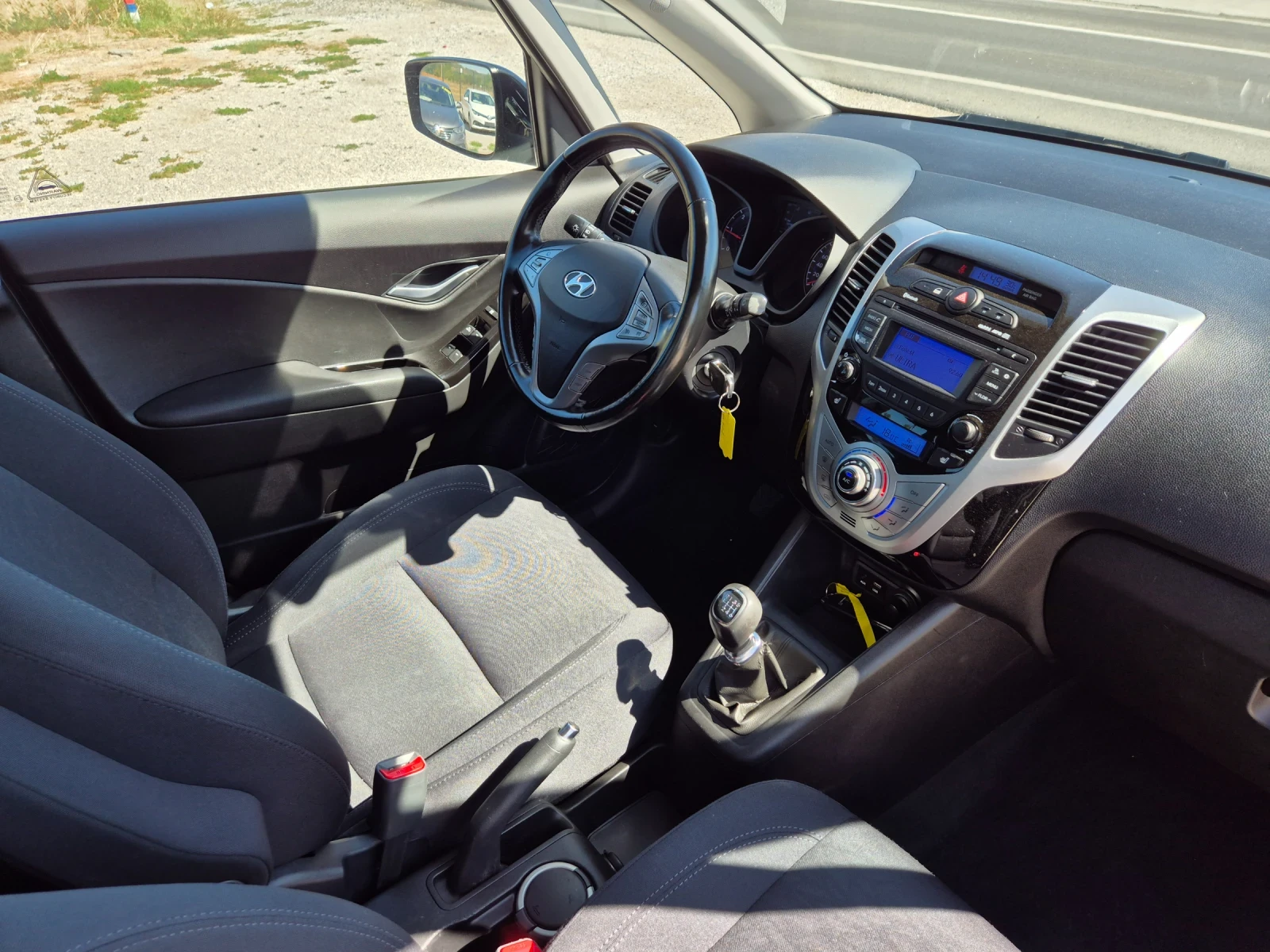 Hyundai Ix20 1.6 DIESEL EURO6 - изображение 8