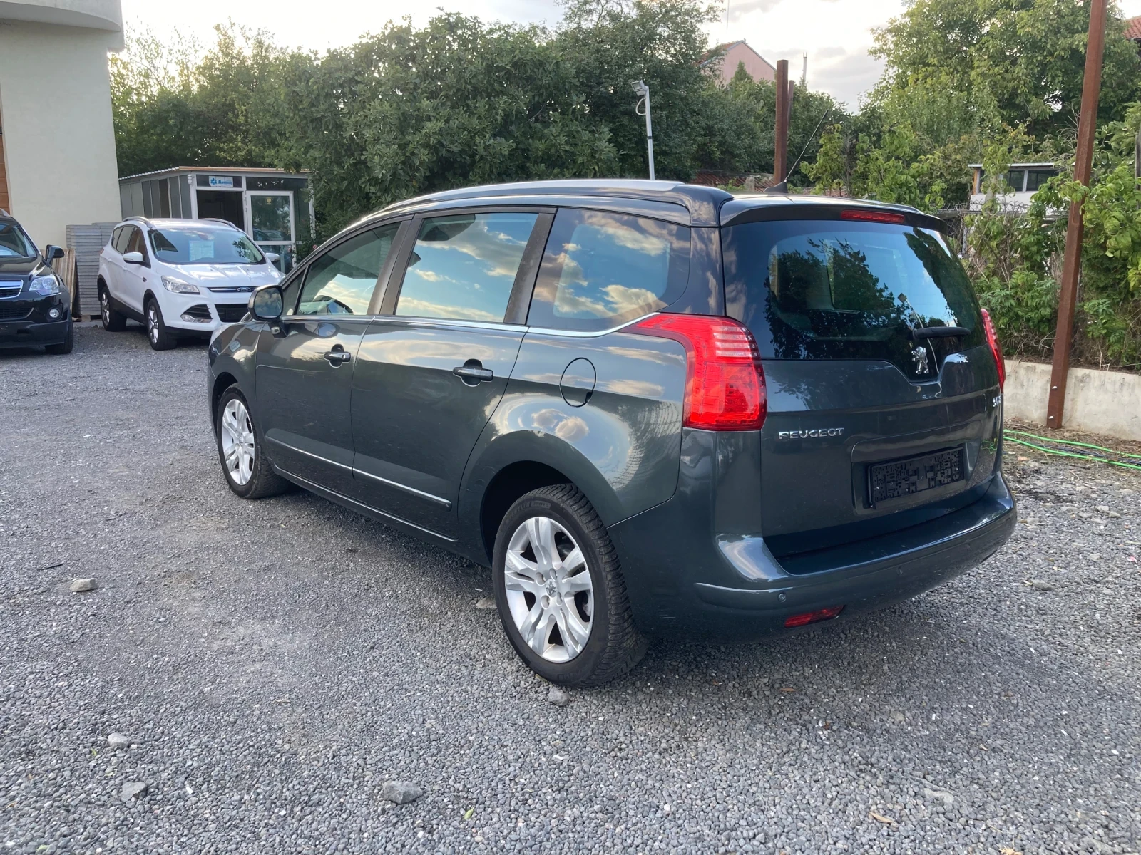 Peugeot 5008  - изображение 5