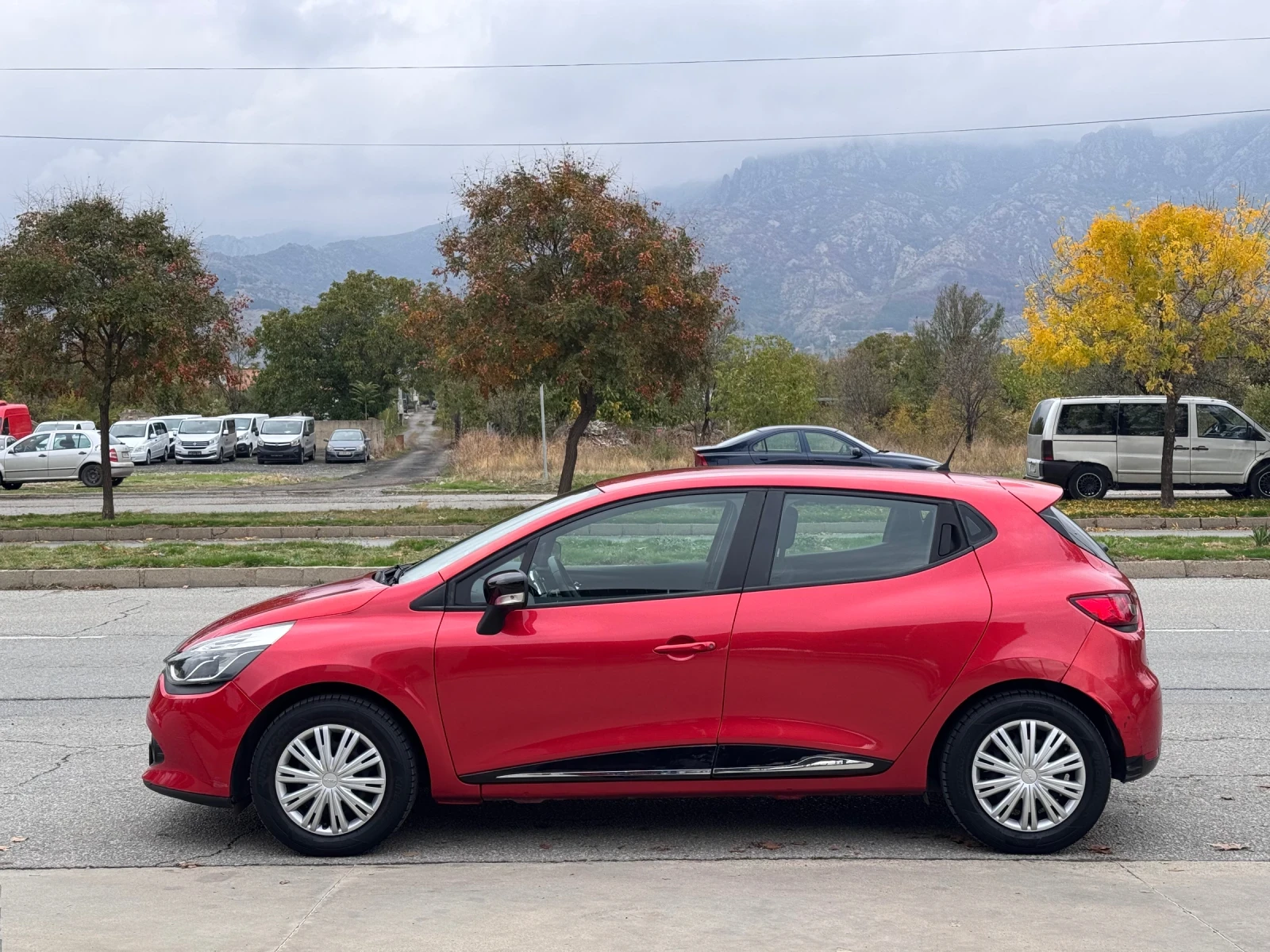 Renault Clio 1.2i Газ.инжекцион* Напълно обслужен*  - изображение 2