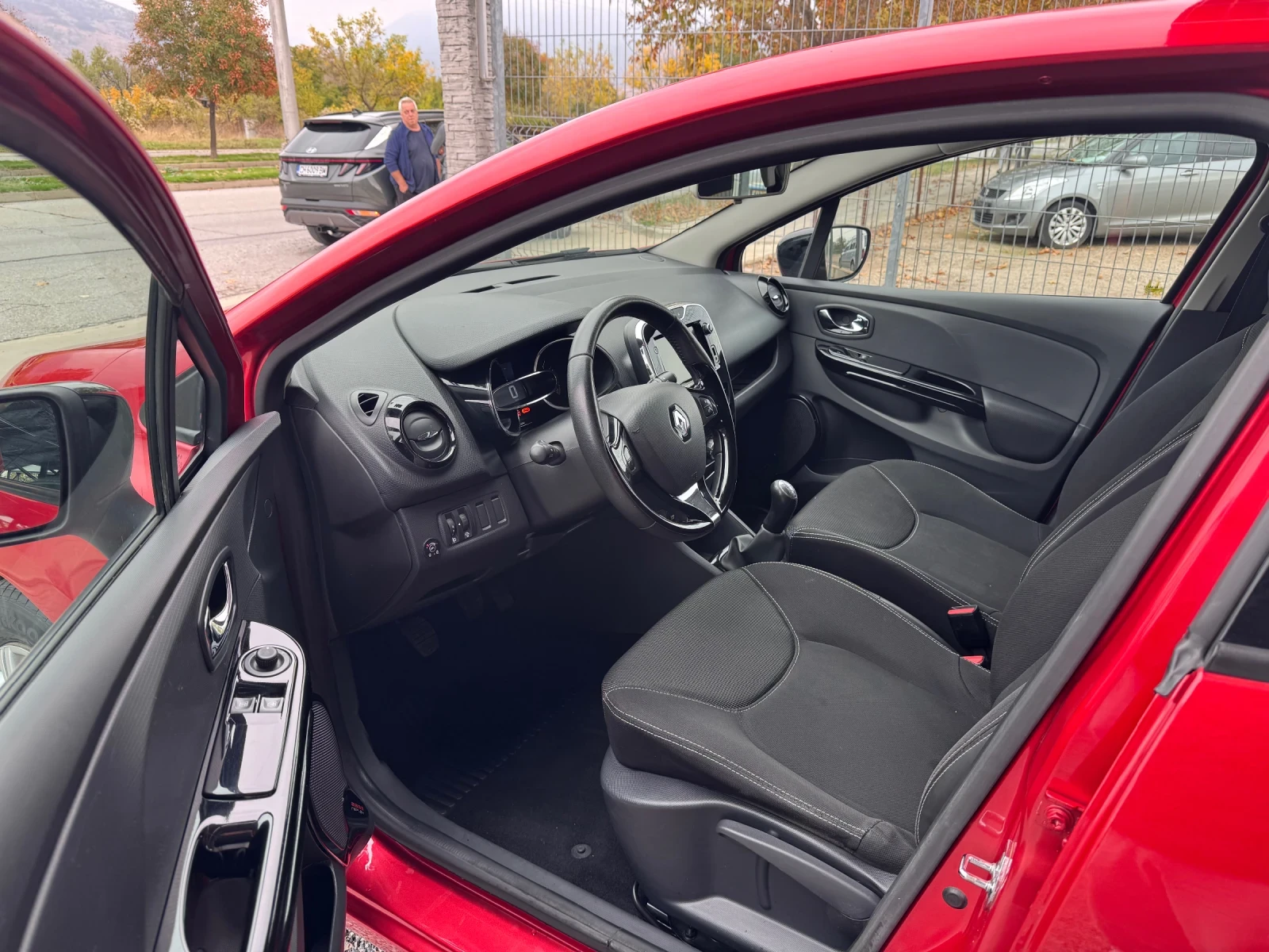Renault Clio 1.2i Газ.инжекцион* Напълно обслужен*  - изображение 9