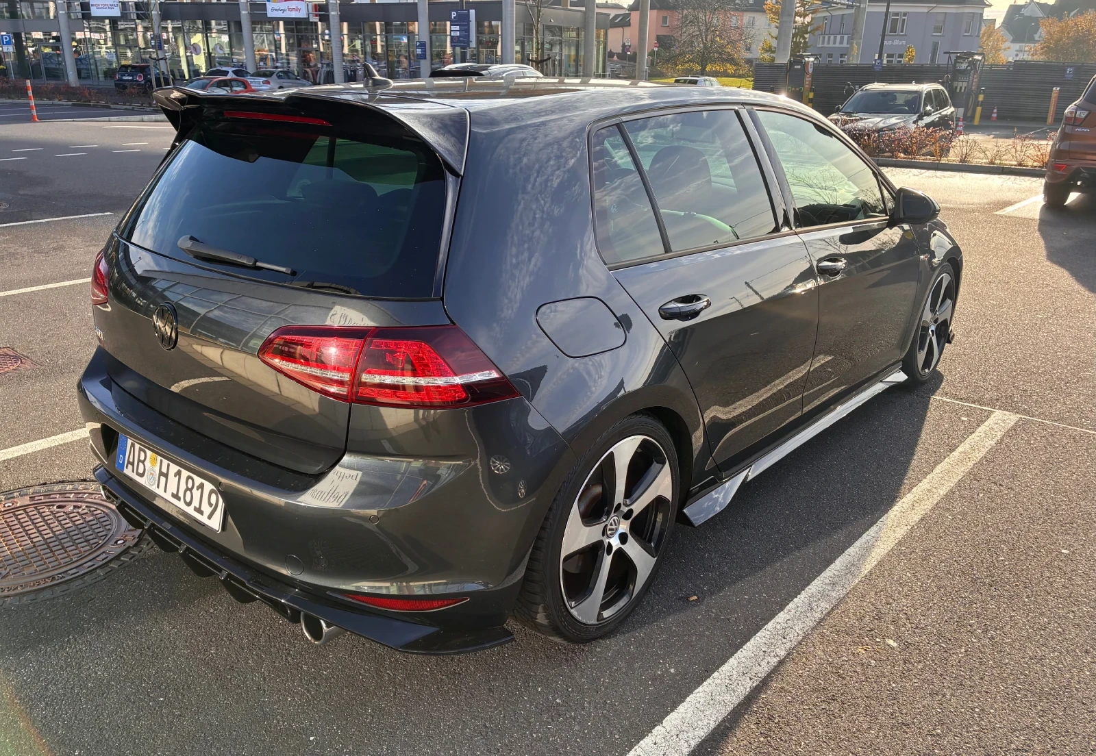 VW Golf GTI | Mobile.bg   4