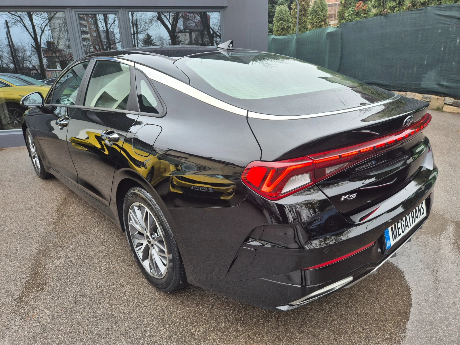 Kia K5 2.0 cm3 LPG Наличен в БГ - изображение 3