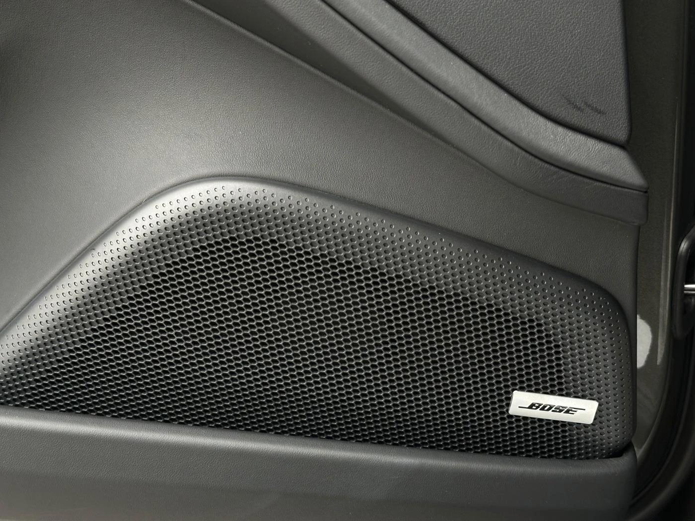 Porsche Panamera 4S E-HYBRID/FACELIFT/BOSE/MATRIX/HEAD UP/PANO/360/ - изображение 7