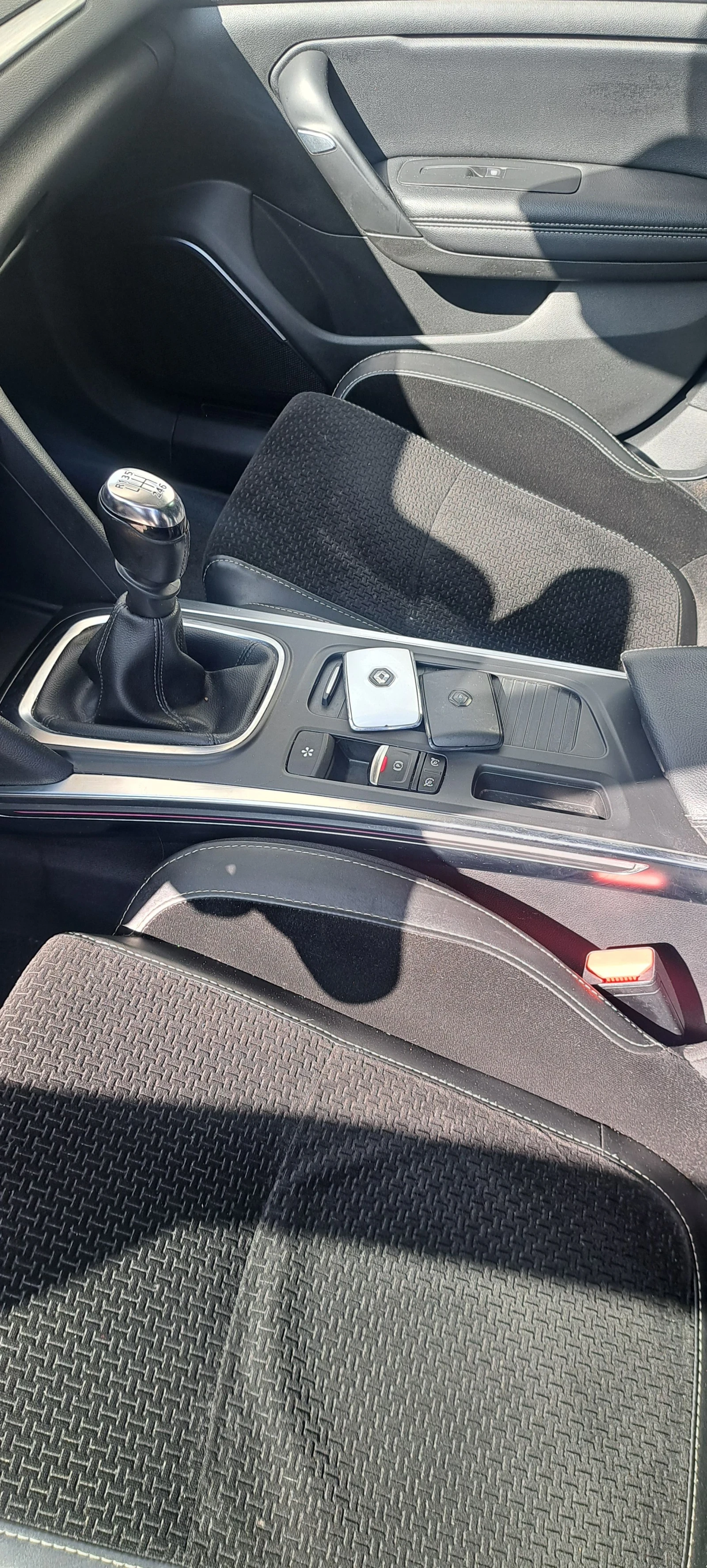 Renault Megane 1.6DCI | Mobile.bg � ����������� 13