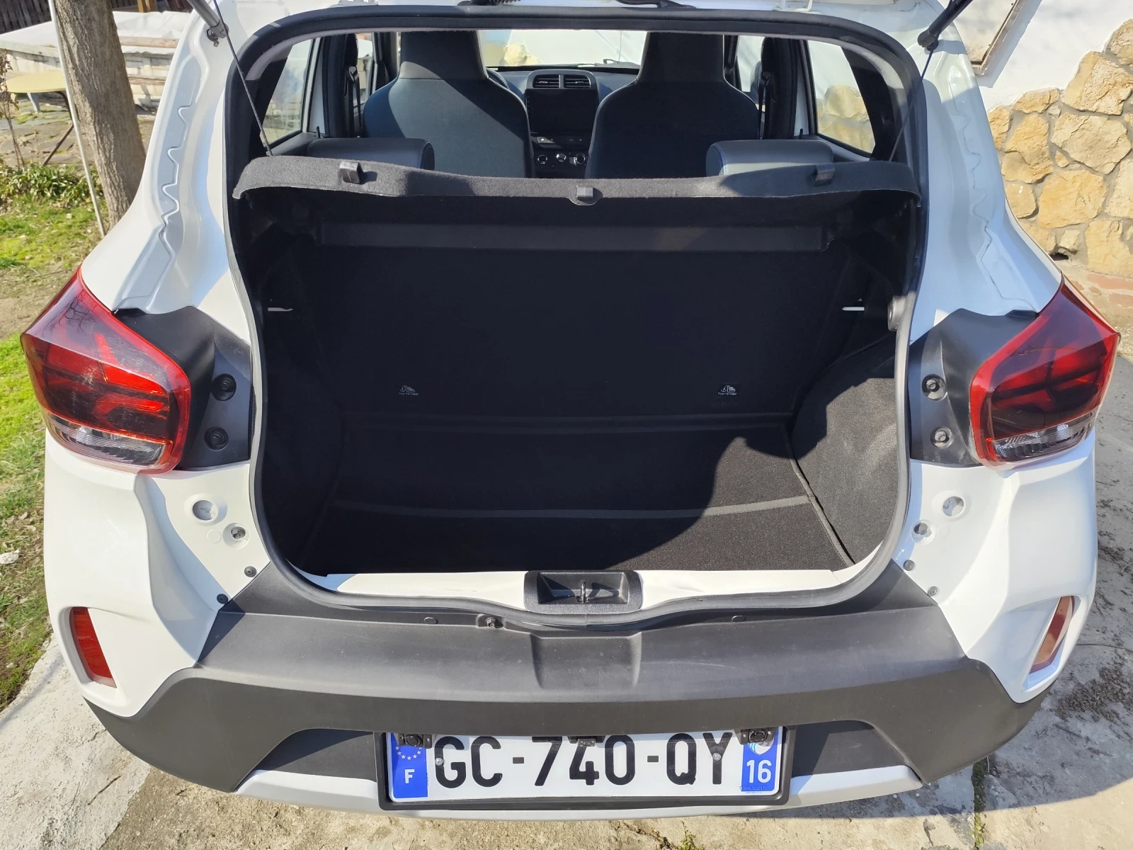 Dacia Spring Electric , снимка 12 - Автомобили и джипове - 53843830