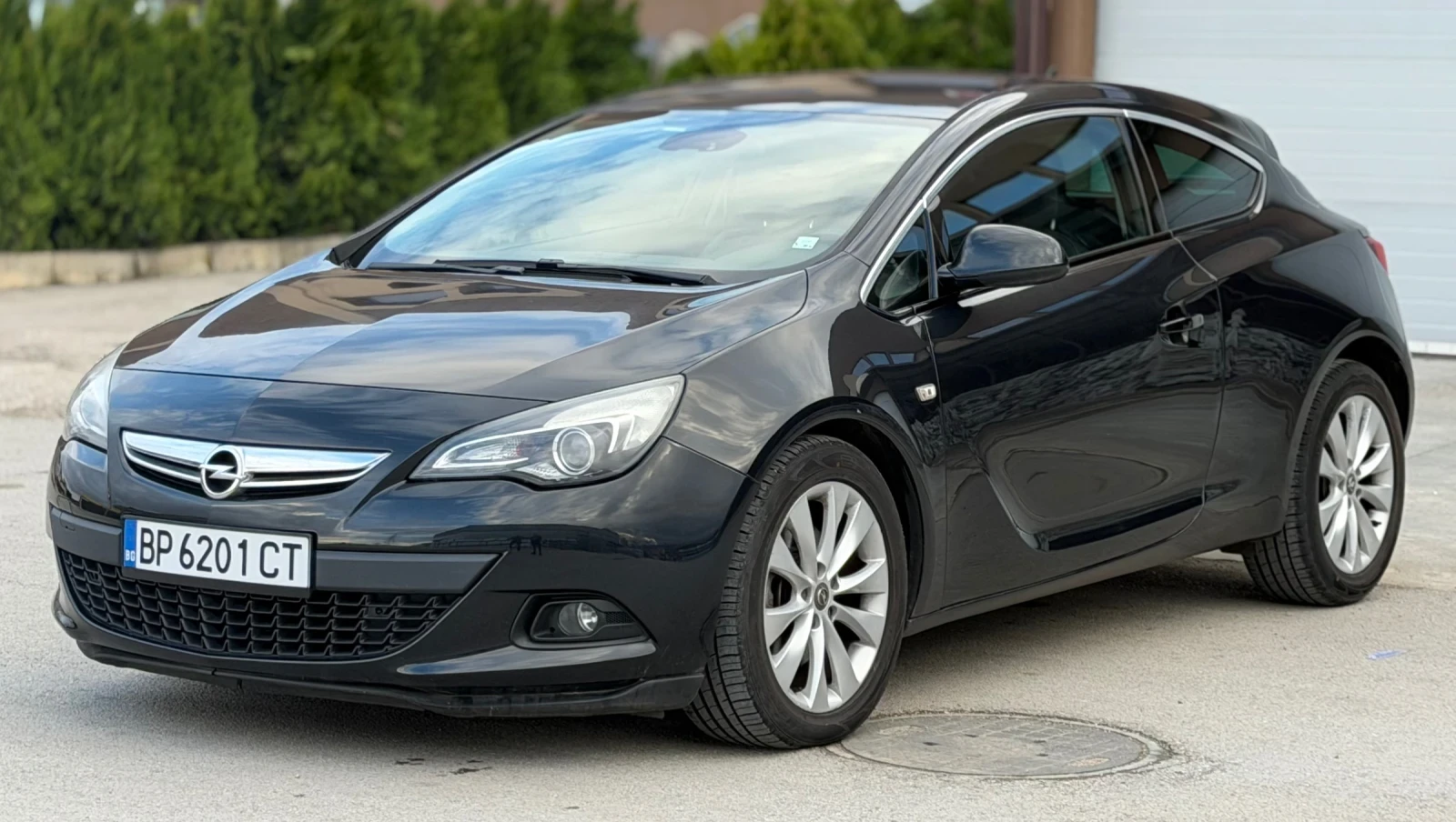 Opel Astra GTC, снимка 3 - Автомобили и джипове - 54008950