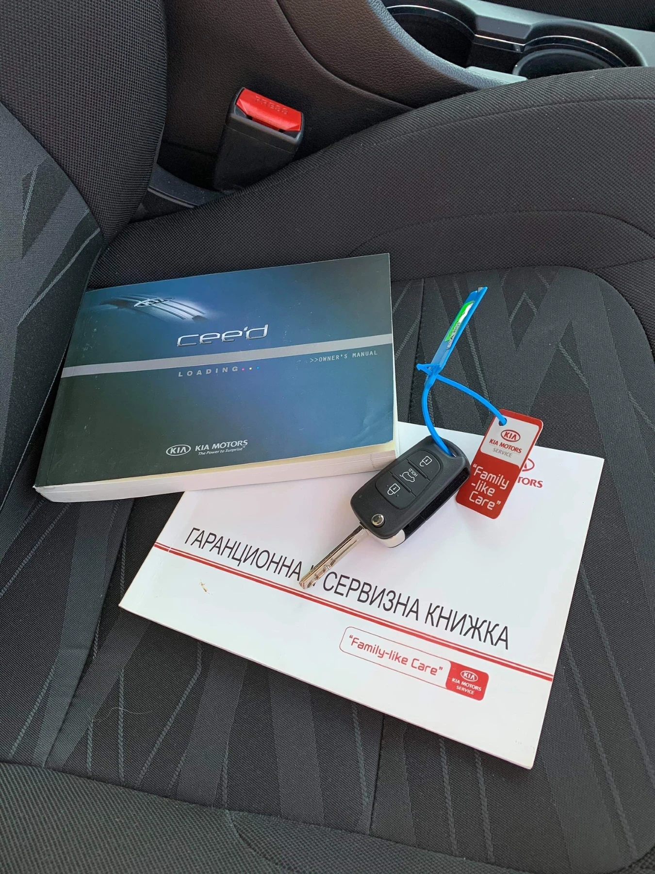 Kia Ceed 1.4 CRDI, снимка 12 - Автомобили и джипове - 54181468