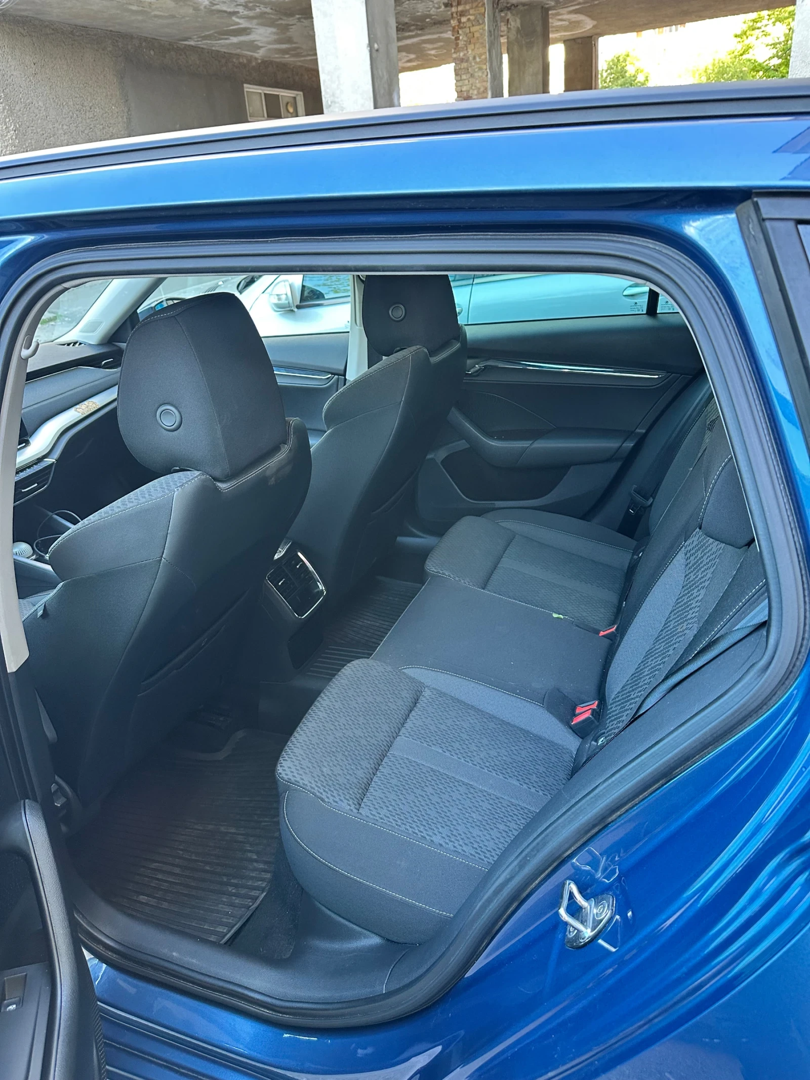 Skoda Octavia IV, снимка 9 - Автомобили и джипове - 54527893