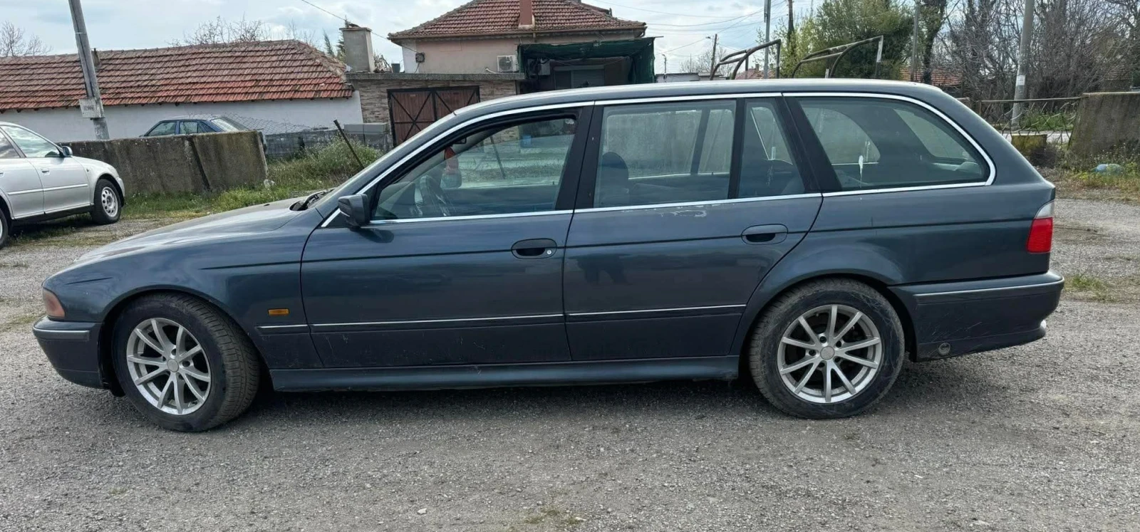 BMW 520, снимка 2 - Автомобили и джипове - 54762897