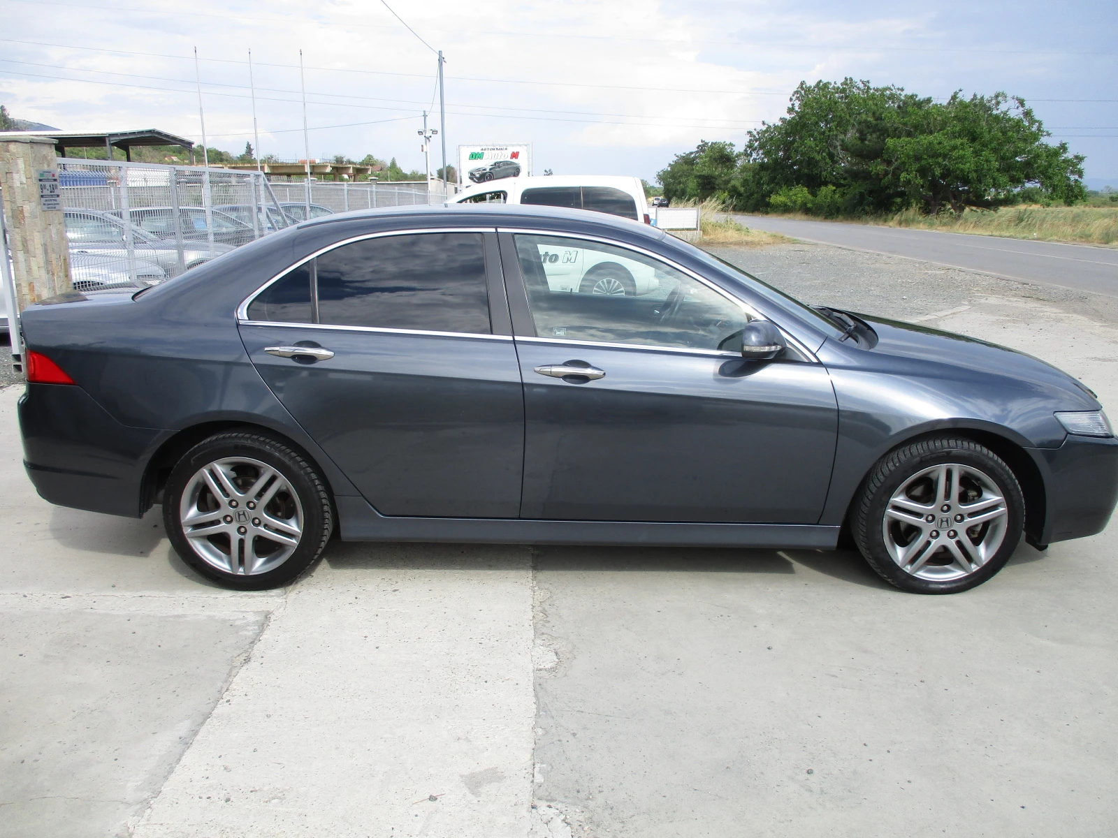 Honda Accord 2.2/ДИЗЕЛ/140кс./6-СКОРОСТИ/КАТО НОВА/, снимка 3 - Автомобили и джипове - 55314756