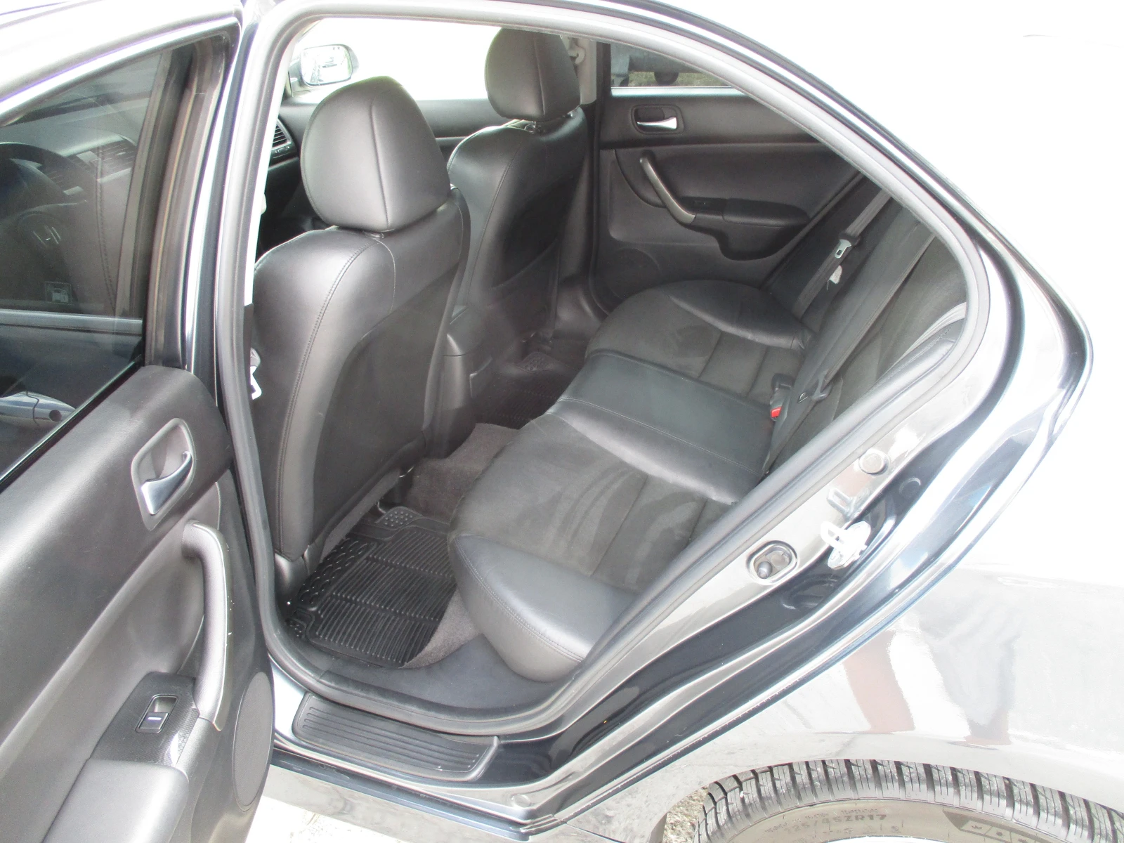 Honda Accord 2.2/ДИЗЕЛ/140кс./6-СКОРОСТИ/КАТО НОВА/, снимка 11 - Автомобили и джипове - 55314756