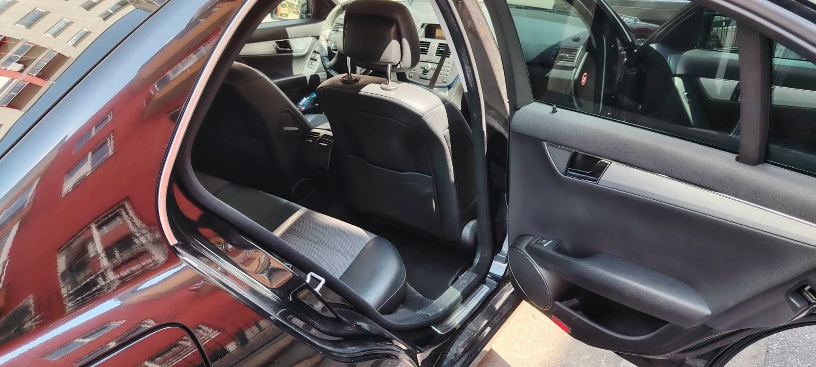 Mercedes-Benz C 250, снимка 10 - Автомобили и джипове - 55607620