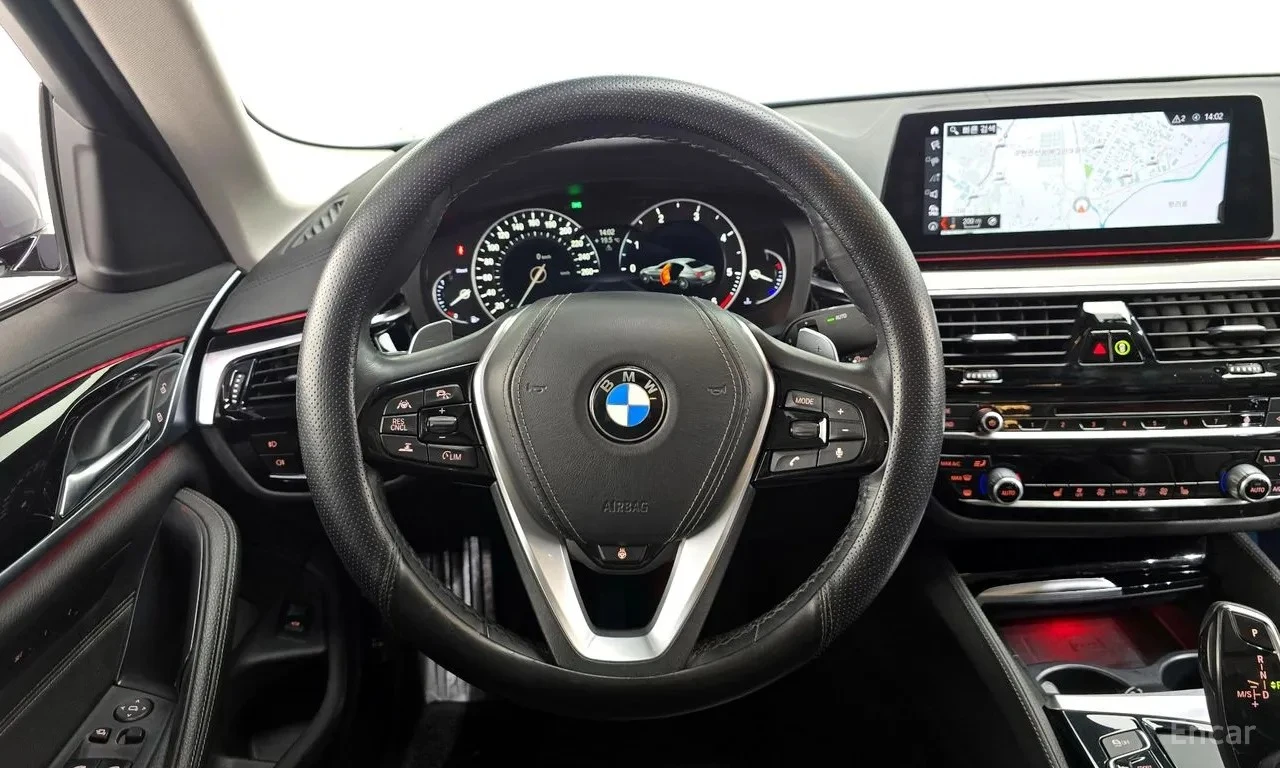 BMW 520 520d Luxury Special Edition, снимка 12 - Автомобили и джипове - 55629437