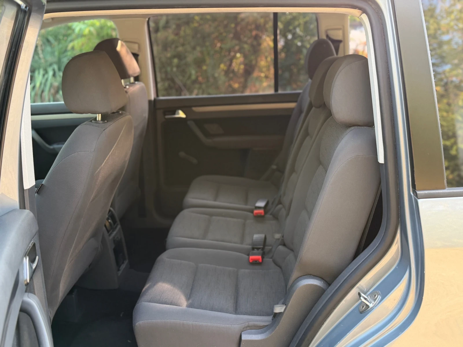 VW Touran 1.9* TDI* , снимка 11 - Автомобили и джипове - 55904402