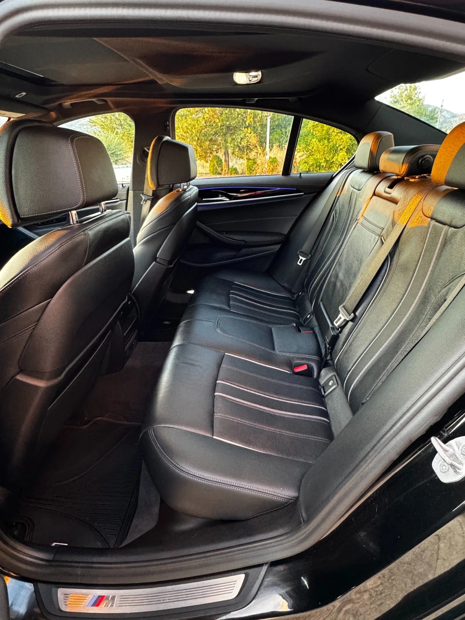 BMW 540 xDrive/Shadow Line/Massage/1Собственик, снимка 13 - Автомобили и джипове - 56136585