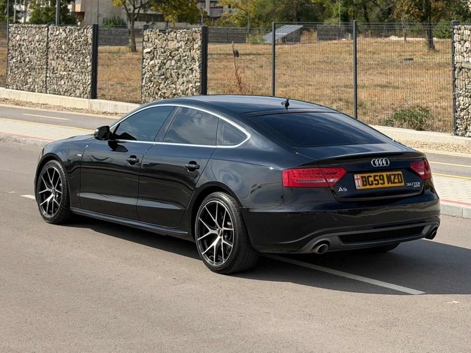 Audi A5 3.0TDI, снимка 5 - Автомобили и джипове - 56217377