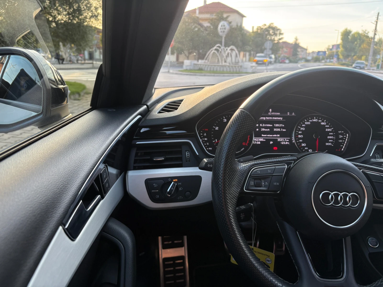 Audi A4 35TDI S-line, снимка 15 - Автомобили и джипове - 56416560