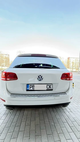 VW Touareg 4.2TDI-V8 340k.c DISTRONIC PANO, снимка 5