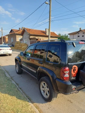Jeep Cherokee - 6200 € / 12126.15 лв. - 28556471 4