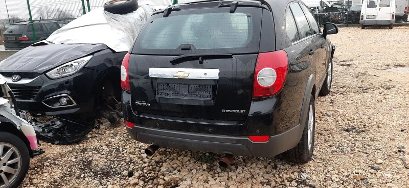 Chevrolet Captiva, снимка 3 - Автомобили и джипове - 39283997