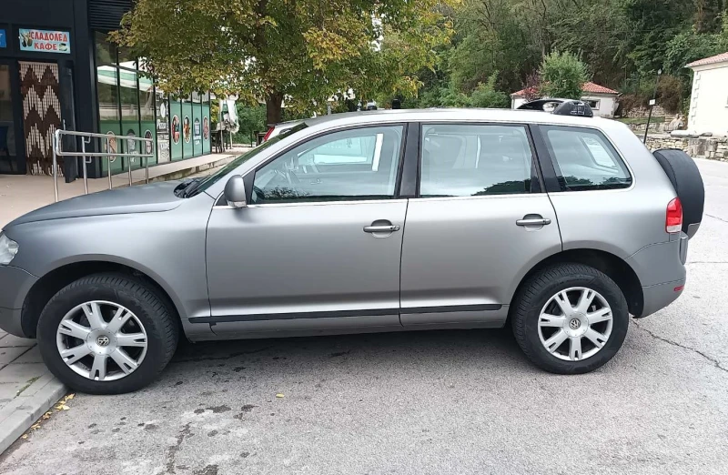 VW Touareg 4.2, снимка 4 - Автомобили и джипове - 47426577