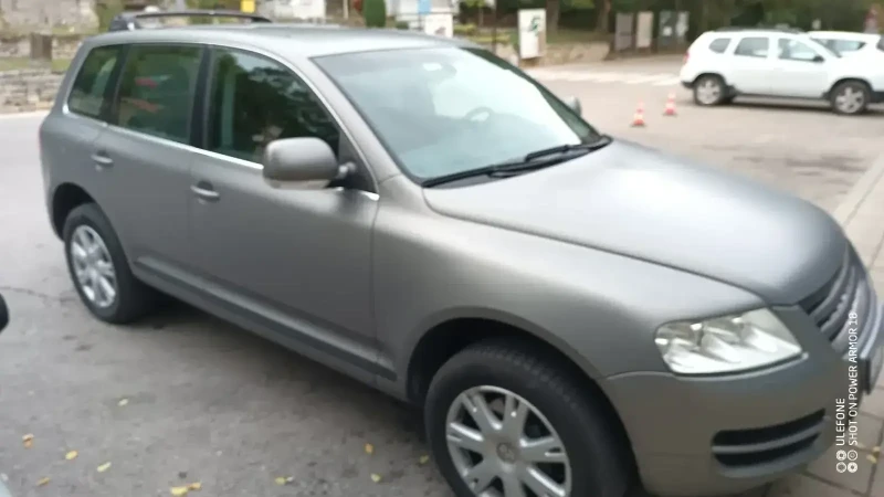 VW Touareg 4.2, снимка 2 - Автомобили и джипове - 47426577