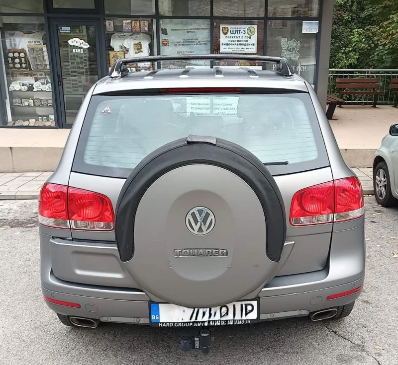 VW Touareg 4.2, снимка 3 - Автомобили и джипове - 47426577