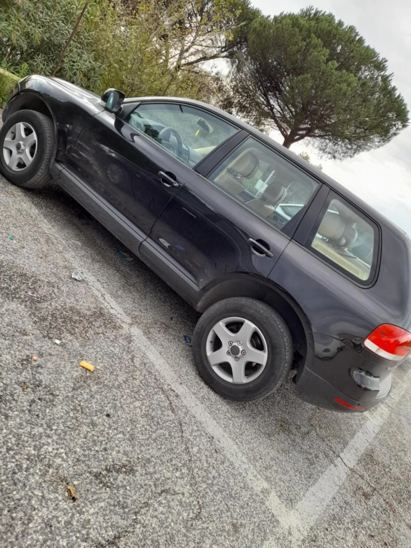 VW Touareg 2.5TDI  РЪЧКА!!!, снимка 3 - Автомобили и джипове - 47729685