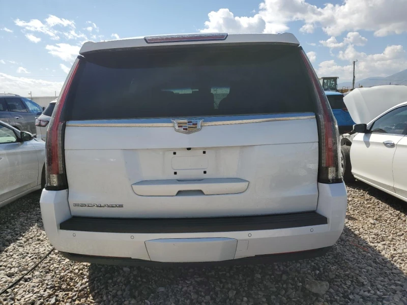 Cadillac Escalade, снимка 5 - Автомобили и джипове - 47970972