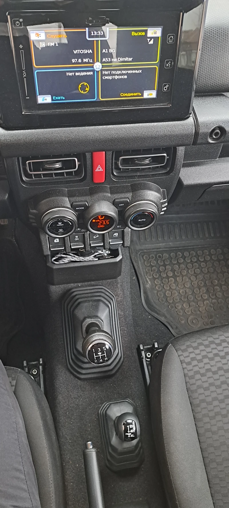 Suzuki Jimny, снимка 12 - Автомобили и джипове - 49351469