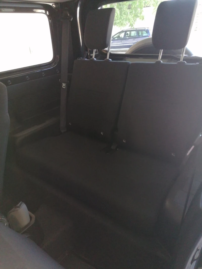Suzuki Jimny, снимка 15 - Автомобили и джипове - 52346240