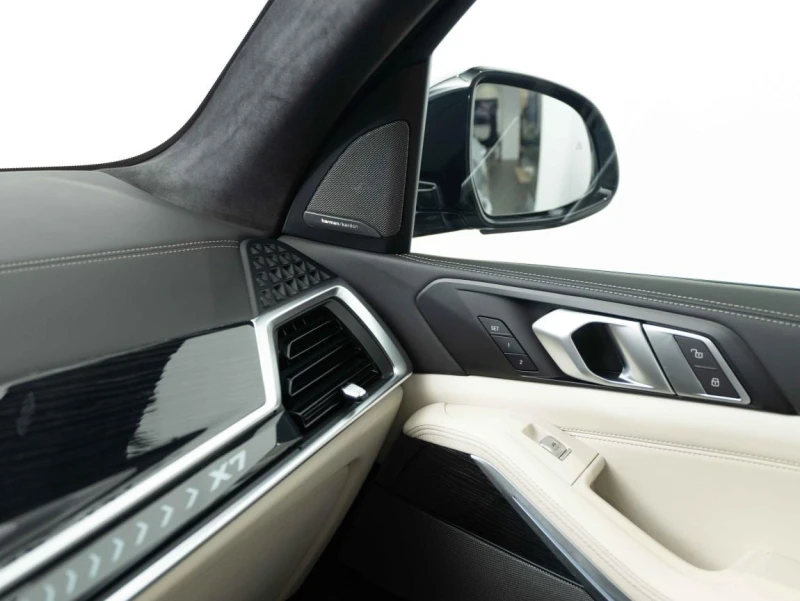 BMW X7 40d xDrive M-Sport , снимка 8 - Автомобили и джипове - 52576920
