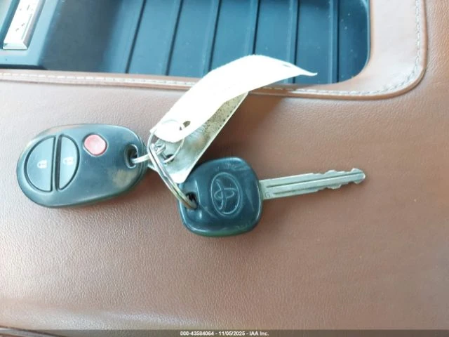 Toyota Tundra 1794 5.7L V8* АВТОКРЕДИТ - изображение 10