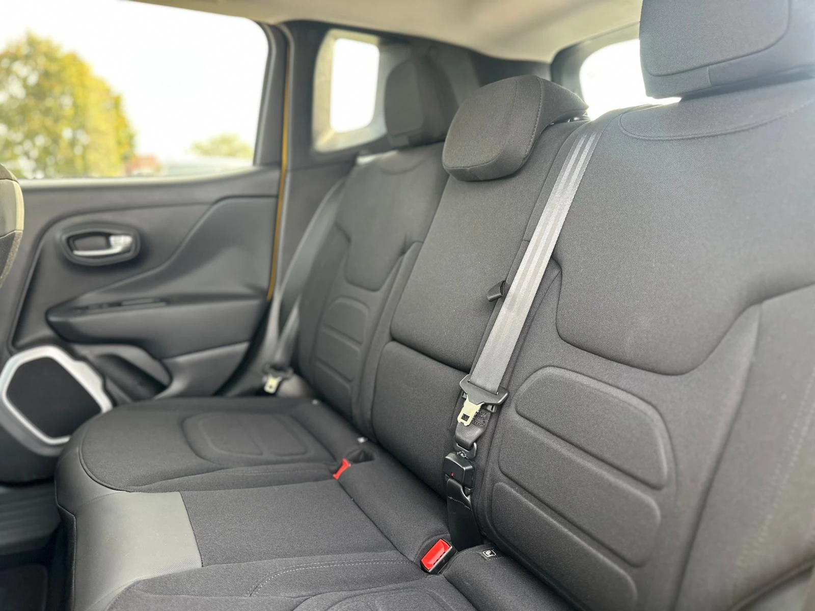 Jeep Renegade / 1.4I / LIMITED / 4200 KM / TOP / - изображение 10
