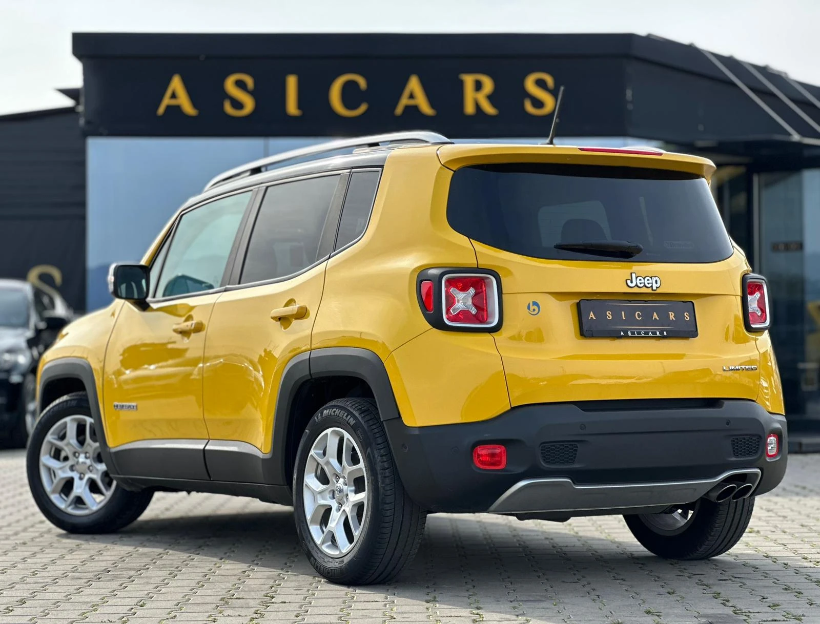 Jeep Renegade / 1.4I / LIMITED / 4200 KM / TOP / - изображение 3