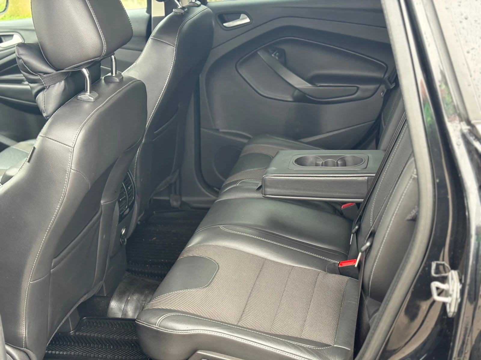 Ford Kuga 2.0 TDCi - изображение 8